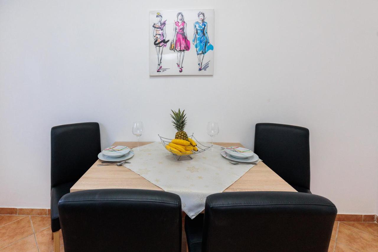 Apartmani Ema i Toni Zadar Exteriör bild