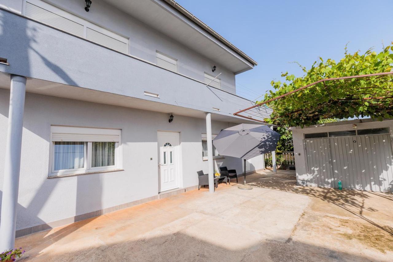Apartmani Ema i Toni Zadar Exteriör bild